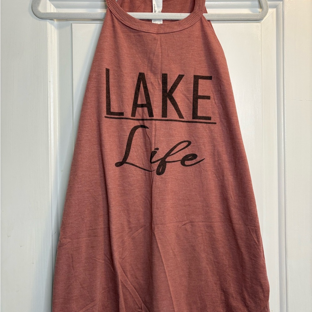 Lake Life Sleeveless Top in Rust